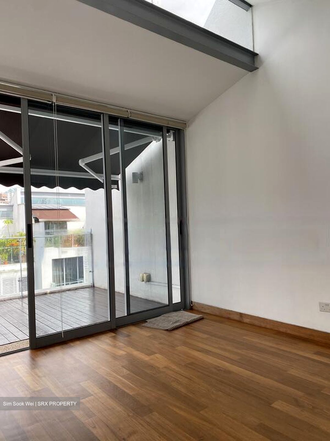 Radiance @ Bukit Timah (D21), Terrace #466560001